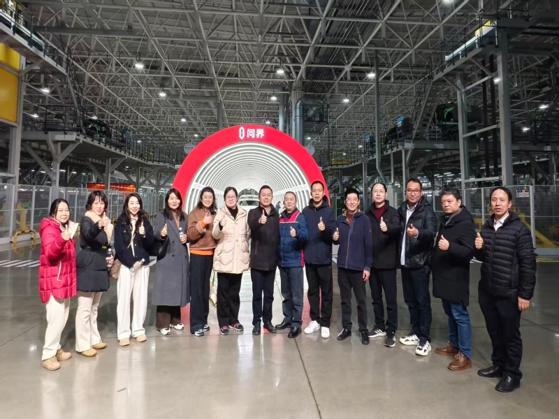 qSwN_1766053511566027505.jpg DDAEDAED23DFD73E97B2A68CAA9D7002.jpg