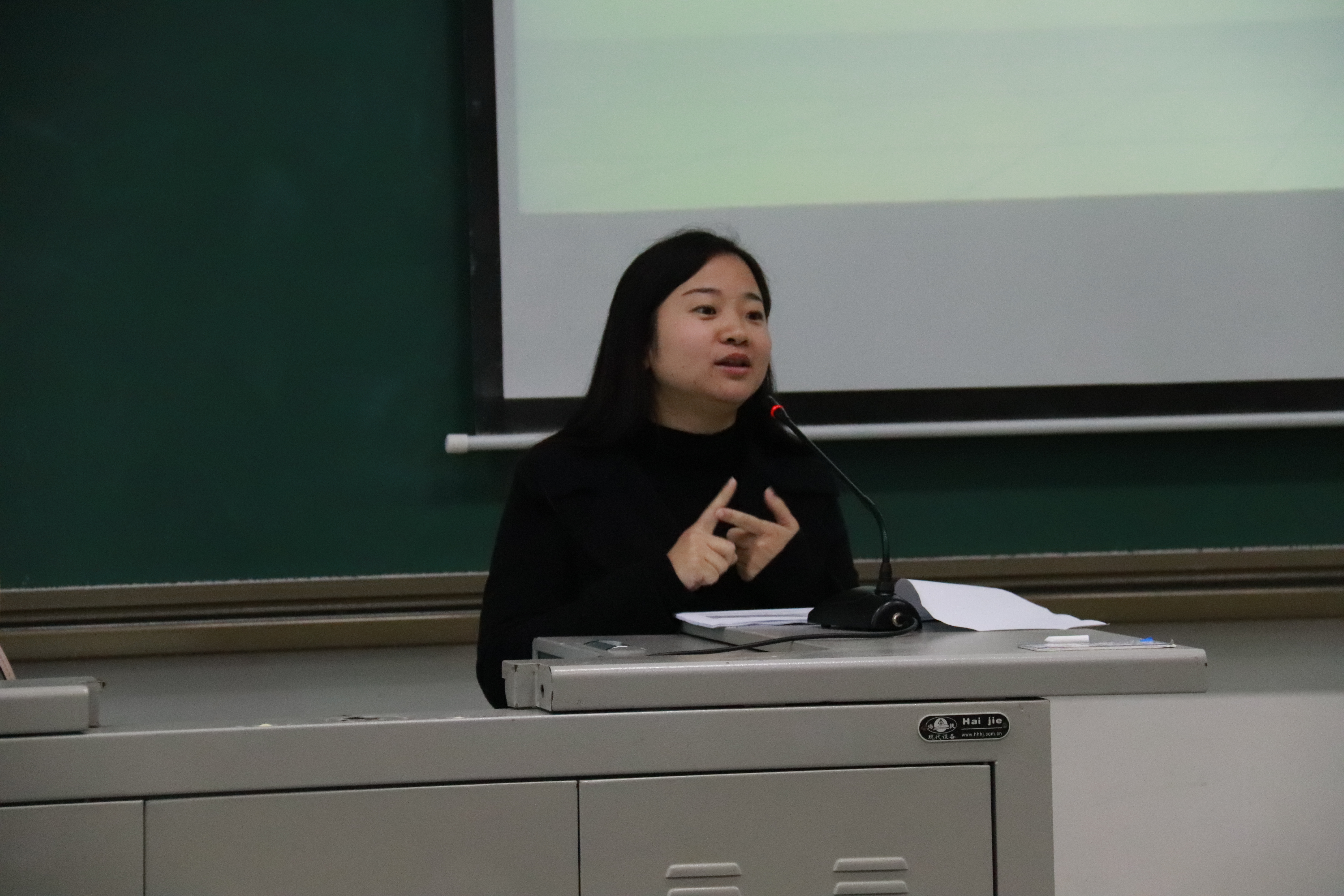 1574409249104098867.jpg 20191120公司顺利开展员工干部培训讲座2.jpg
